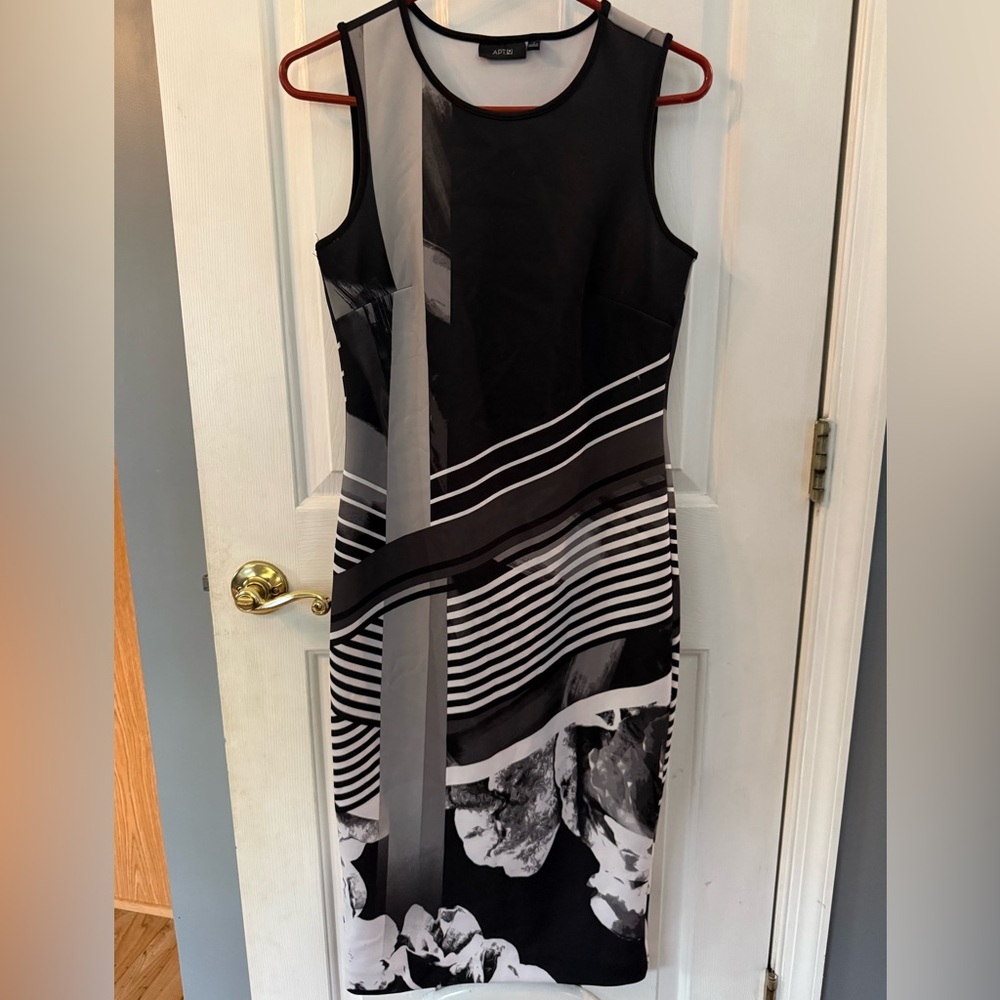 Apt. 9 Black and Gray Patterned Midi Dress